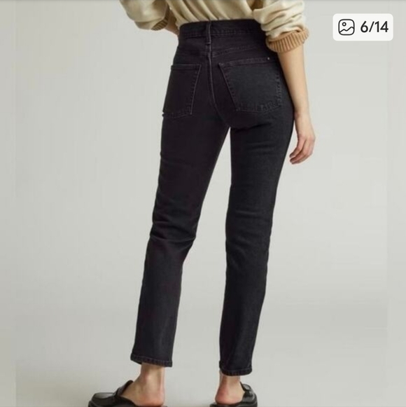 Everlane High Rise Black Ankle Jeans. Size 31. Good preowned condition. - Picture 2 of 10
